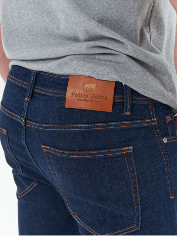 Джинсы зауженные к низу Slim Fit классические