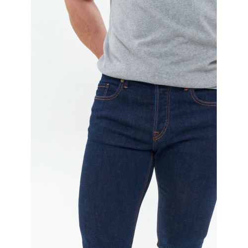 Джинсы зауженные к низу Slim Fit классические