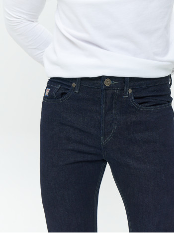 Джинсы зауженные к низу Slim Fit 