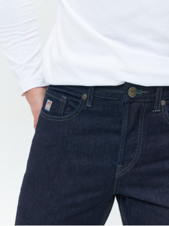 Джинсы зауженные к низу Slim Fit 