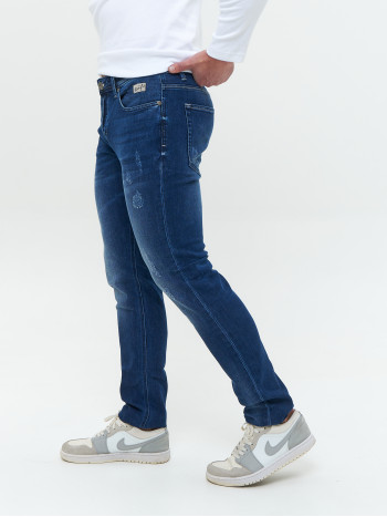 Джинсы зауженные к низу Slim Fit классические