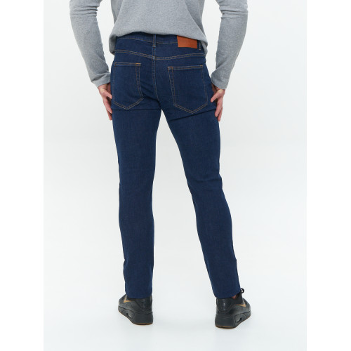 Джинсы зауженные к низу Slim Fit классические